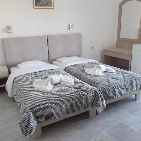 Konukevi Knossos 2*